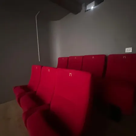 Lumière - Cinéma Privé By Collection Aura - Hypercentre Charleville-mézières Charleville-Mézières